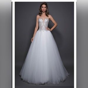 Love by Pnina Tornai - 2018